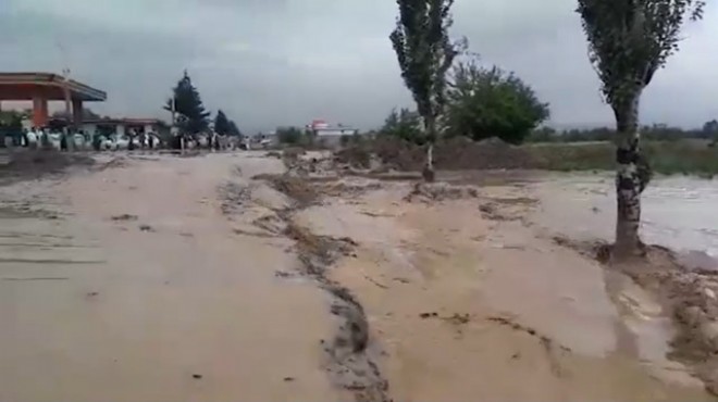 Afganistan da sel felaketi: En az 50 kişi öldü