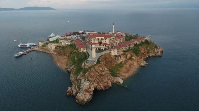 AK Parti il başkanları Demokrasi ve Özgürlükler Adası nda toplanacak