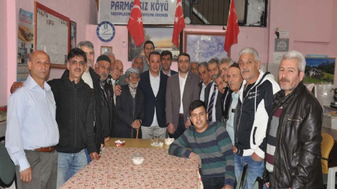 AK Parti ye Buca morali: Şiirli destek verdiler