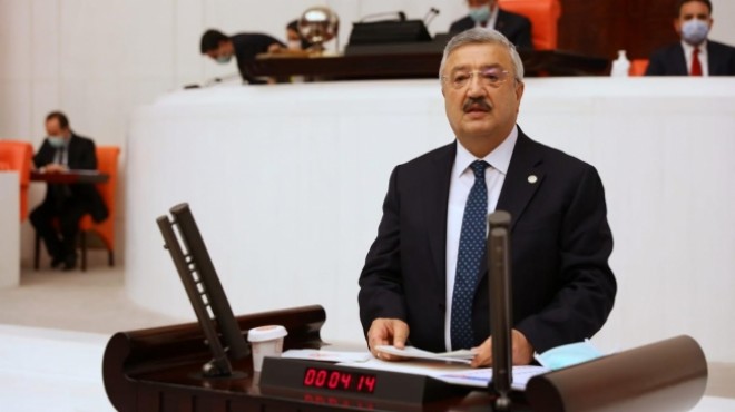 AK Partili Nasır, İzmir in deprem gerçeğini komisyonda da anlattı