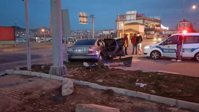 AK Partili vekil trafik kazası geçirdi