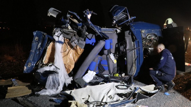 Alaşehir de kaza: İki kişi hayatını kaybetti!