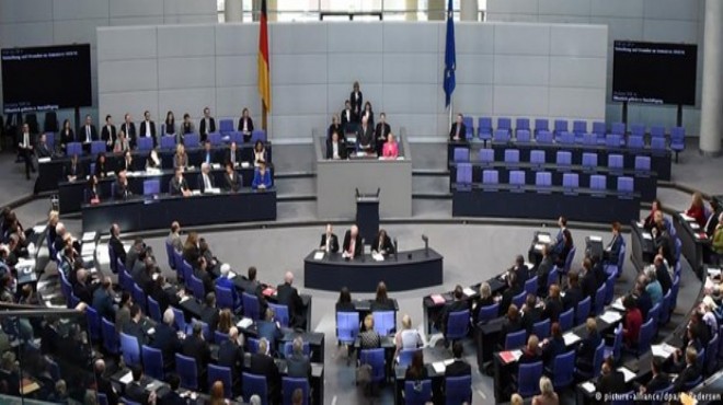 Alman Meclisi nde  soykırım  oylaması