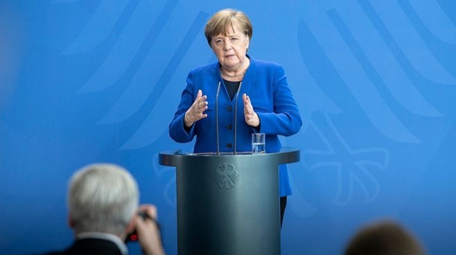 Almanya Başkanı Merkel den  Covid-19  özrü!