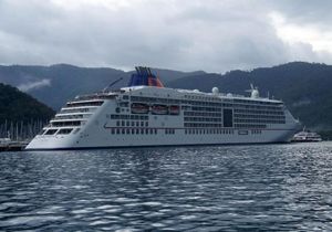 Lüks yolcu gemisi  Euroa 2  ilk kez Marmaris te 