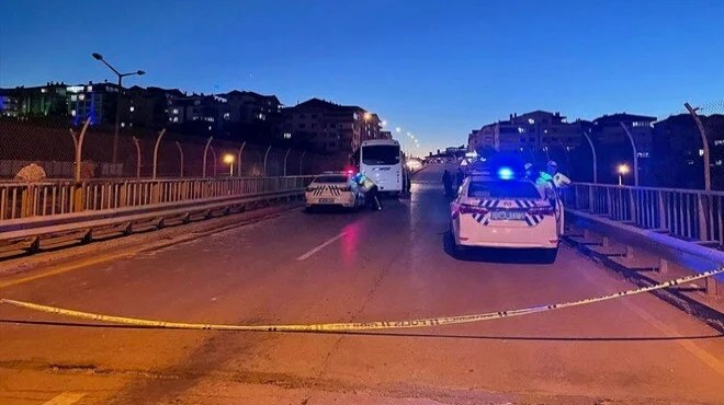 Ankara da feci kaza: 3 ölü, 2 yaralı