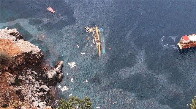 Antalya açıklarında tur teknesi battı: 1 ölü