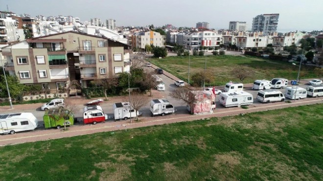 Antalya da  mahalleli  ve  karavancılar  kavgası