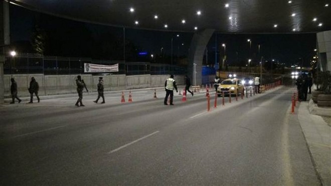 Atatürk Havalimanı’nda şüpheli minibüs paniği!