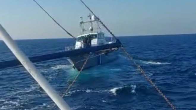 Atina dan Türk balıkçı teknelerine taciz