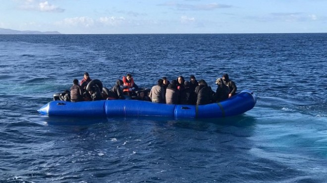 Avrupa hayalleri yarım kaldı... İzmir de 33 göçmen kurtarıldı!