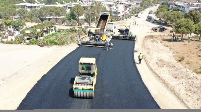 Aydın Büyükşehir Belediyesi’nin yol yapım çalışmaları tüm hızıyla sürüyor
