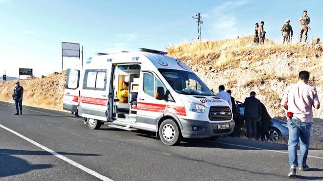 Bakan Karaismailoğlu nun konvoyunda kaza: 2 yaralı