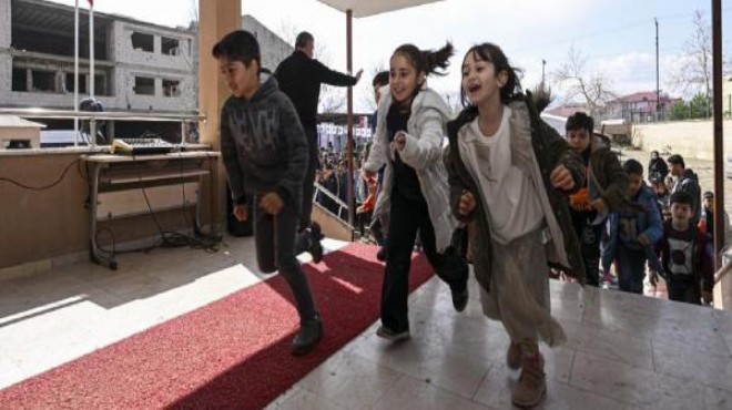Bakan Özer: Depremzede 14 bin 73 öğrenci kendi illerine geri döndü