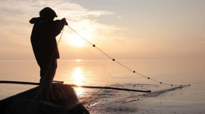 Balıkçılar için mecliste komisyon kuruldu... İzmir den 4 vekile görev!