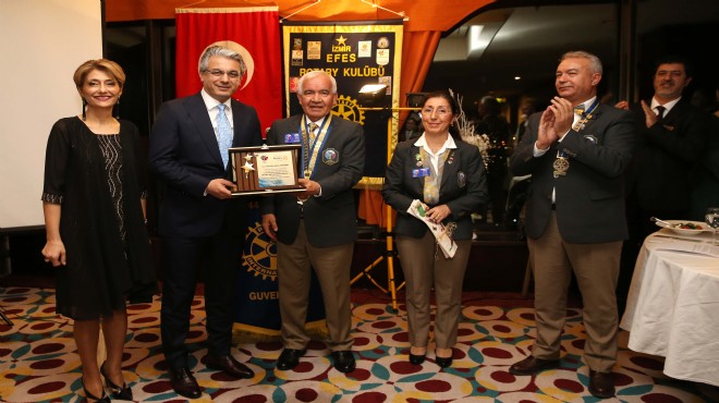 Başkan Akpınar’a Rotary den anlamlı ödül