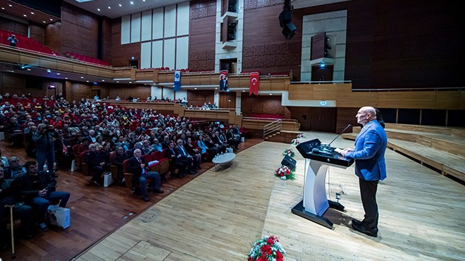 Başkan Soyer: İzmir felaketleri gönüllülükle aştı