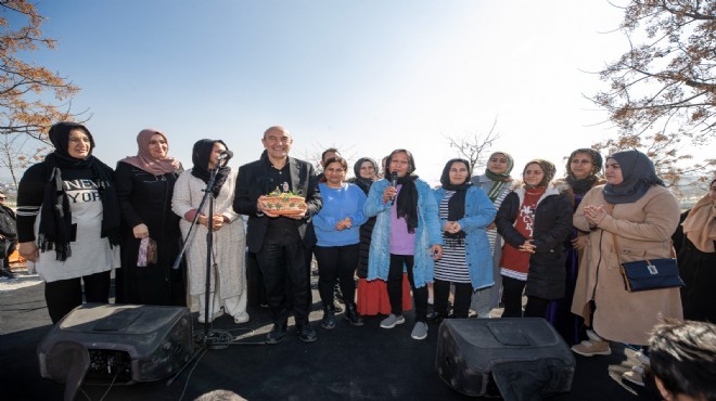Başkan Soyer Kadifekale’de kadınlarla buluştu: Son nefesime kadar yanınızdayım!