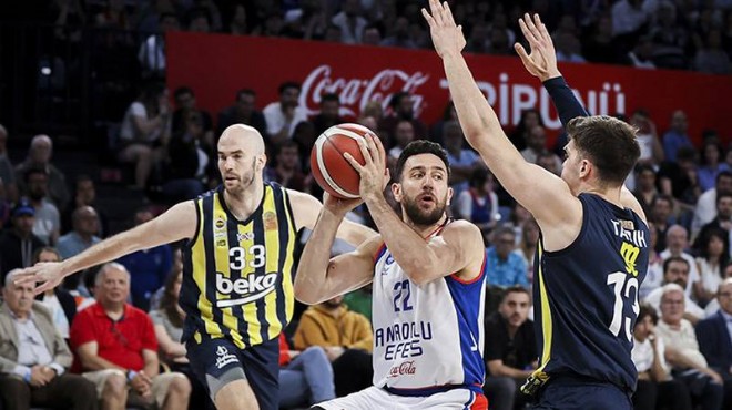 Basketbol Süper Ligi nde ilk finalist Anadolu Efes oldu