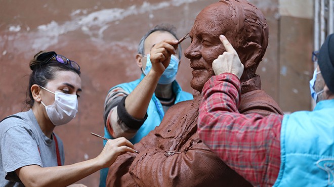 Bekir Coşkun’un ilk heykeli Buca’da yükselecek