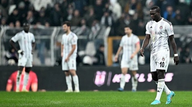 Beşiktaş tan 5 oyuncuya kadro dışı kararı