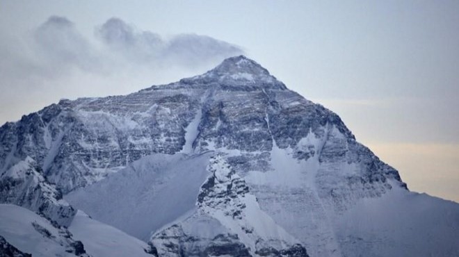 Bilim insanları açıkladı: Everest 86 santim uzadı