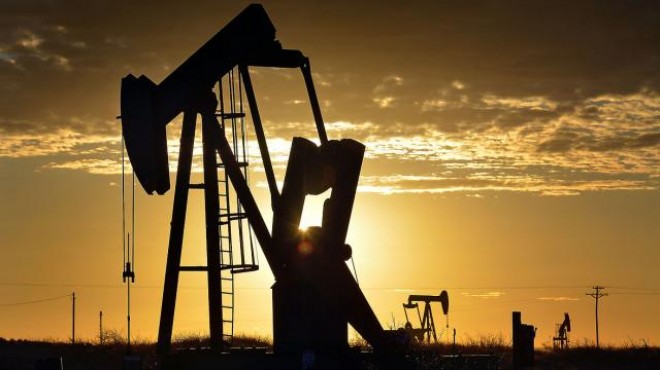 Brent petrolün fiyatı yüzde 5 e yakın geriledi