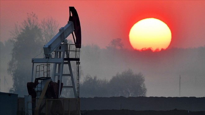 Brent petrolün varil fiyatı düştü