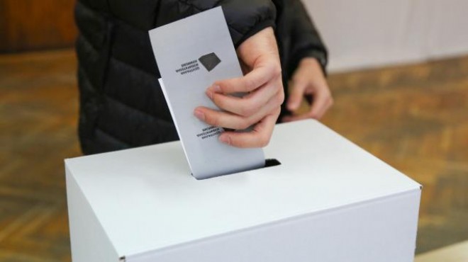 Bulgaristan da erken genel seçim yapılacak