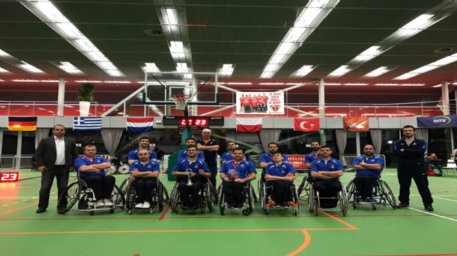 Tekerlekli Sandalye Basketbol Takımı gönülleri fethetti
