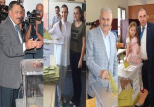 AK Parti İzmir den sandık mesaisi: İlk mesajlar