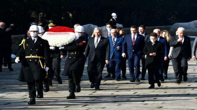 CHP li başkanlardan Anıtkabir ziyareti