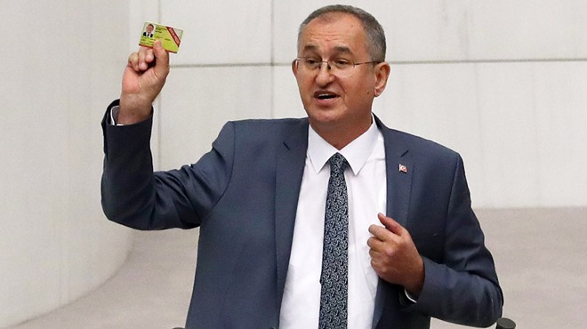 CHP li Sertel den  basın kartı  çıkışı: Yeniden hak ettiği değere kavuşacak!
