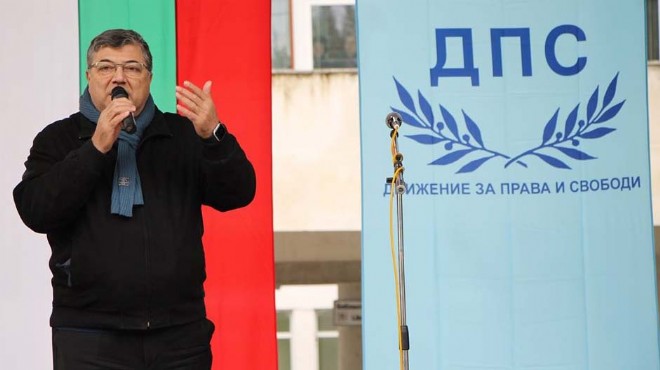 CHP li Sındır, Bulgaristan’dan seslendi: Bu kara lekeyi unutmayacağız!