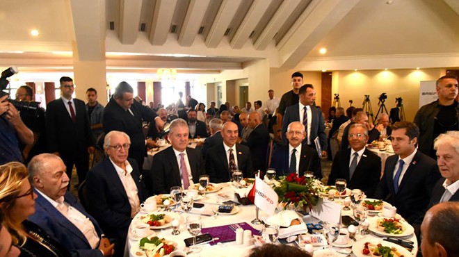 Kılıçdaroğlu ndan İzmir de  ekonomi  reçetesi: Dünyanın en iyi iktisatçılarını toplayacağız!