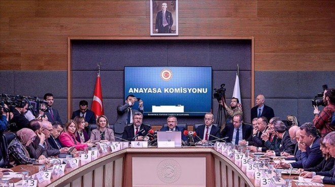 CHP ve İYİ Parti nin başörtüsü önergesi reddedildi