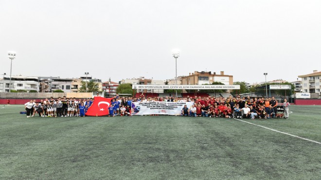 Çiğli’de 19 Mayıs Futbol Turnuvası heyecanı sona erdi