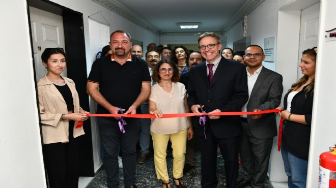 Çiğli de Mülteci Danışma Ofisi açıldı!