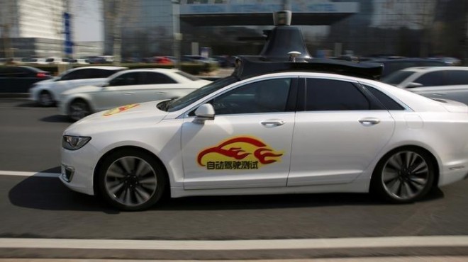 Çin’de sürücüsüz taksilere onay