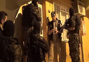 İzmir de IŞİD operasyonu: 7 gözaltı