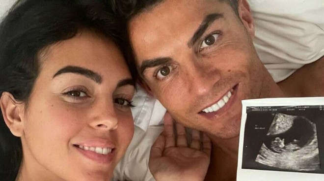 Cristiano Ronaldo nun ikiz bebek sevinci