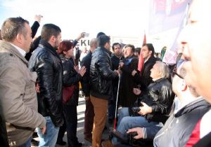 İzmir’de engellilere polis engeli! 