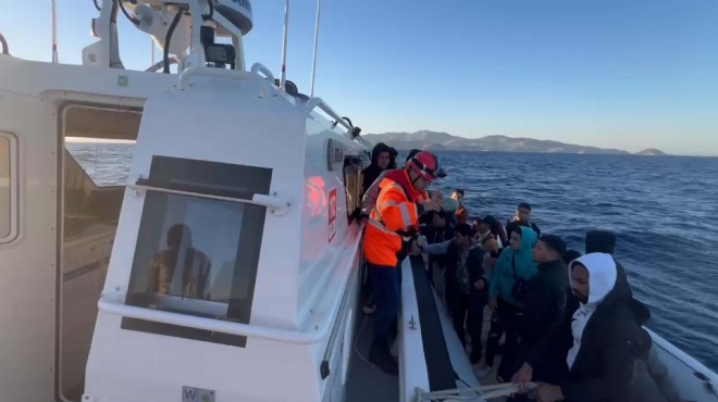 Datça açıklarında 25 göçmen kurtarıldı