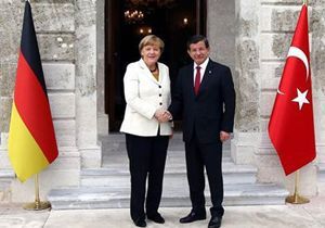 Davutoğlu ve Merkel den ortak açıklama