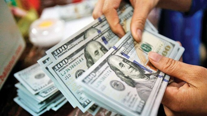 Dolar, Merkez Bankası faiz kararı sonrası düştü