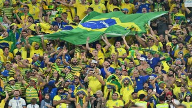Dünya Kupası: 2 de 2 yapan Brezilya son 16 turunda