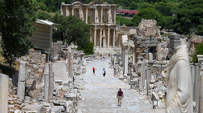 Efes Antik Kenti ne ziyaretçi kotası!