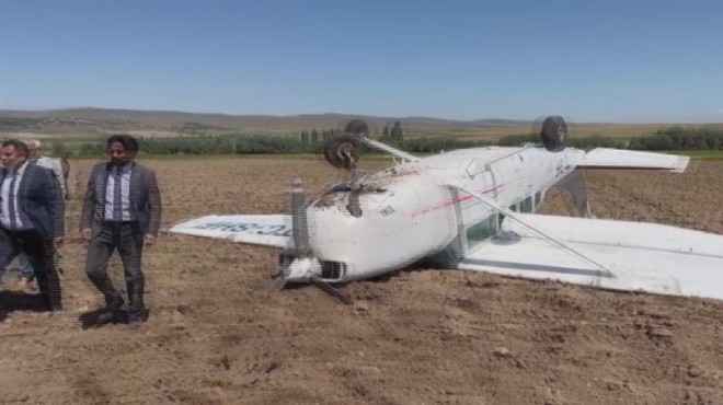 Eğitim uçağı düştü: 2 pilot yara almadan kurtuldu!