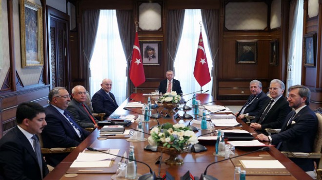 Erdoğan dan  Yeni Anayasa  vurgusu
