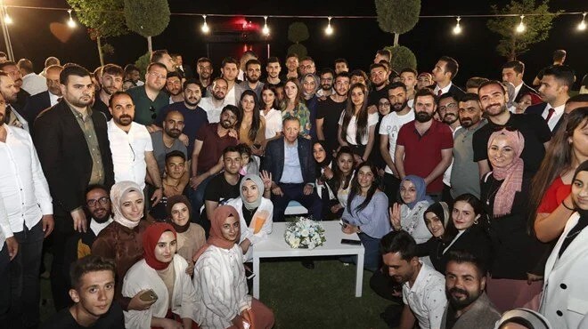 Erdoğan gençlerle buluştu: Kasım da seçim yok!
